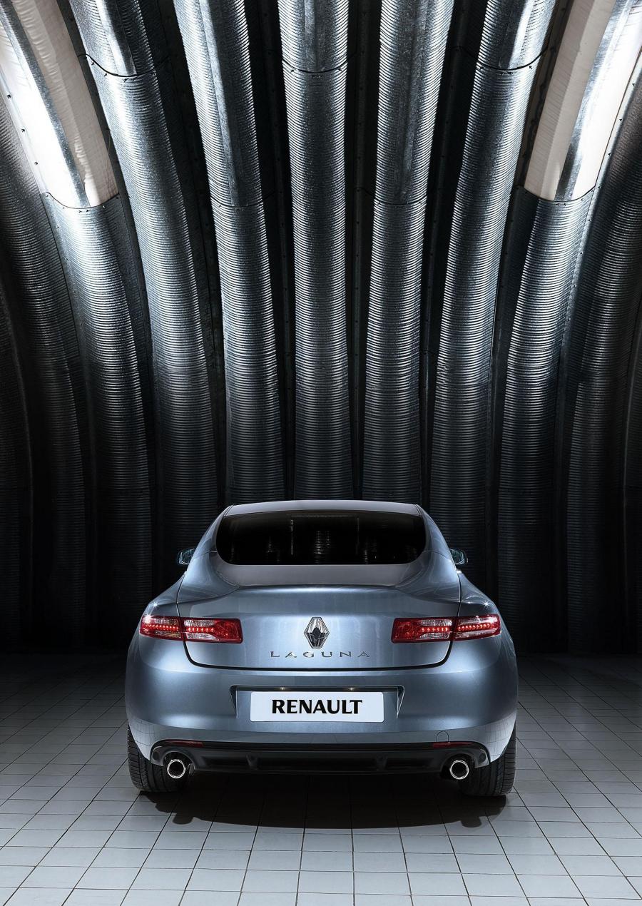  Renault Laguna Coupe 2012 года  (фото 8 из 17)